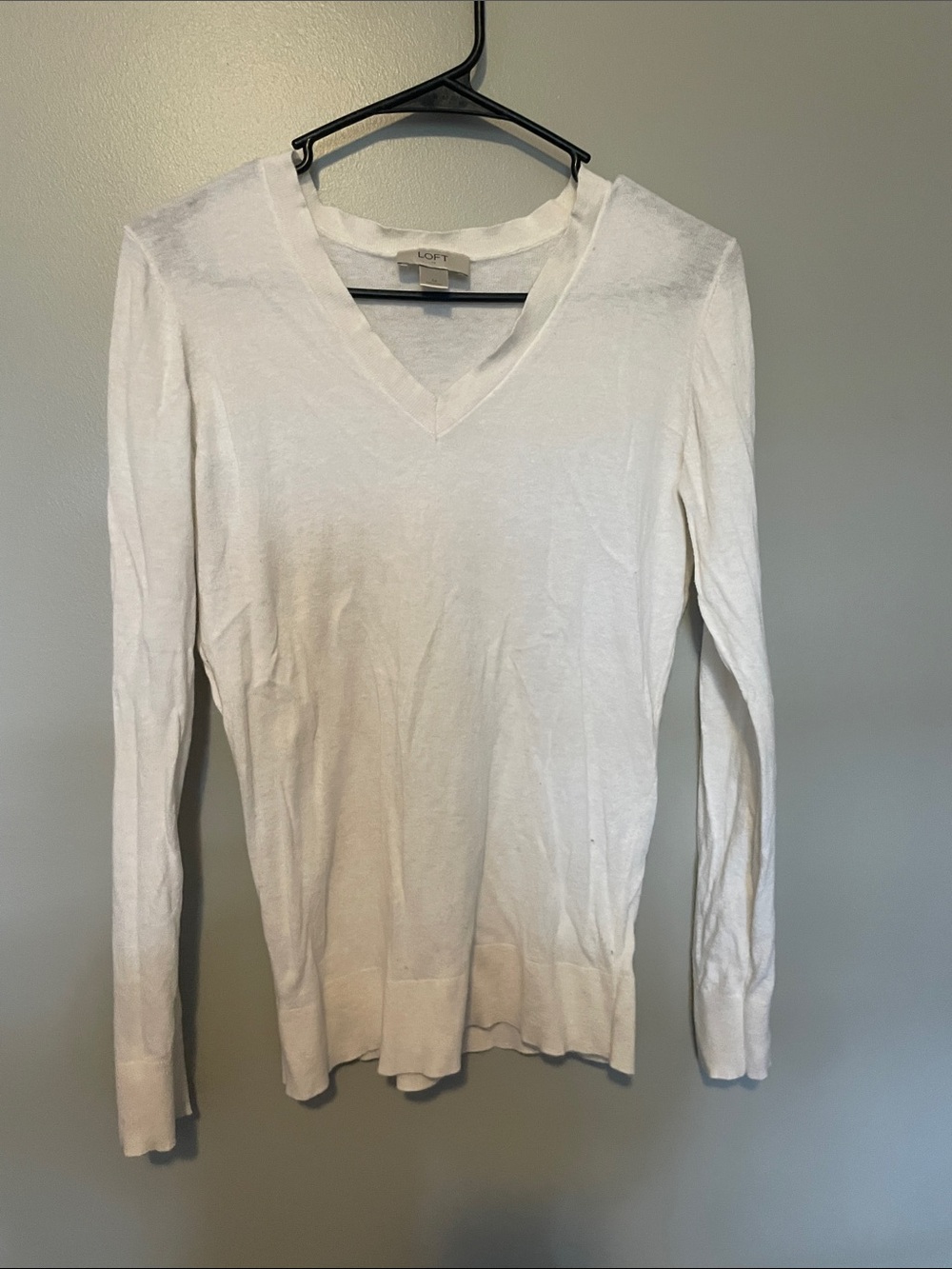 LOFT White V-Neck Long Sleeve Slim Knit Top